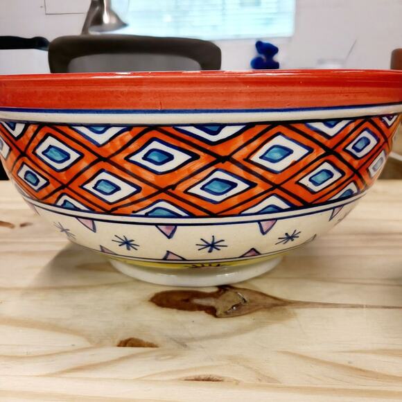 STUNNING POTTERY!  Hand Painted & Glazed Set of 3 Nesting Mixing Bowls PRE-OWNED - Picture 4 of 9